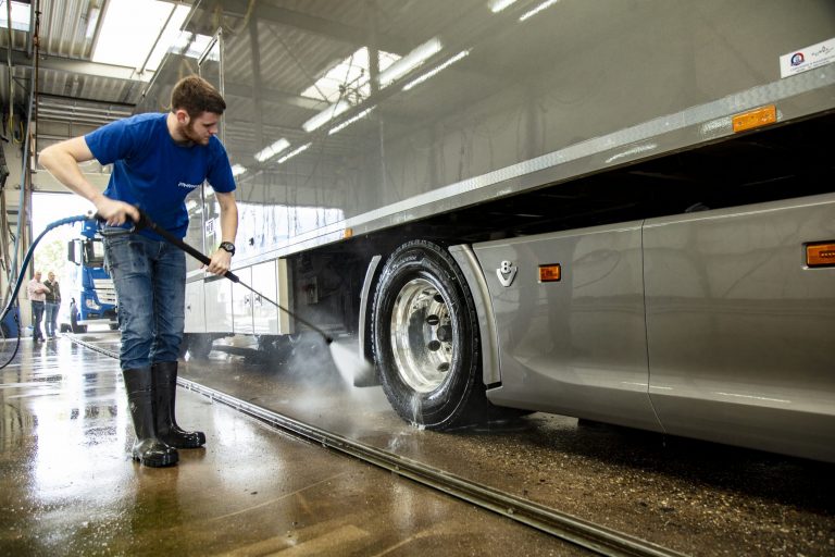 Blog: Risico op aantasting van aluminium in car & truckwash